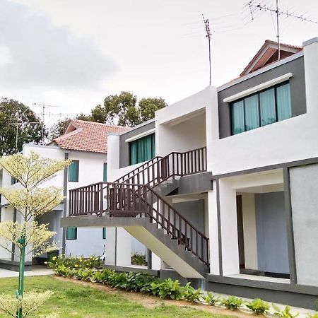 Desaru, Bayu Balau Beach Resort Bandar Penawar Exterior foto
